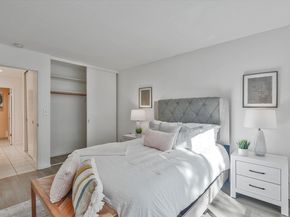 955 Shorepoint Ct 216, Alameda CA 94501