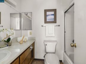 833 Camelback Pl, Pleasant Hill CA 94523