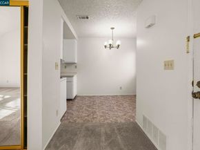 833 Camelback Pl, Pleasant Hill CA 94523