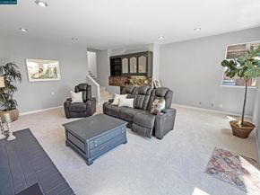 130 Hillcroft Way, Walnut Creek CA 94597