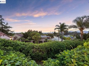 24805 Canyon View Ct, Hayward CA 94541