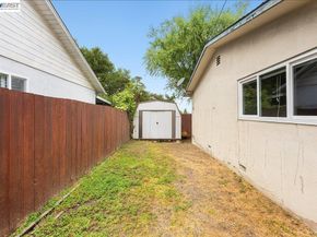24805 Canyon View Ct, Hayward CA 94541