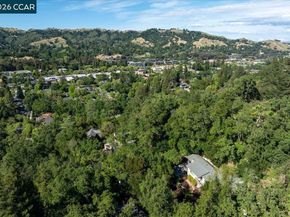 3 Mountain View Pl, Lafayette CA 94549