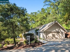 3 Mountain View Pl, Lafayette CA 94549