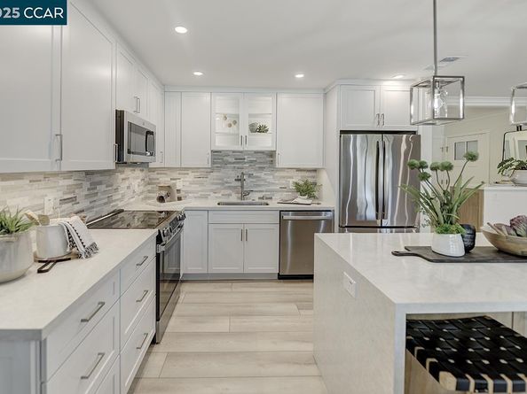 1508 Canyonwood Ct 3, Walnut Creek CA 94595