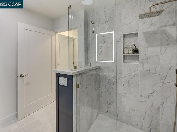 1508 Canyonwood Ct 3, Walnut Creek CA 94595