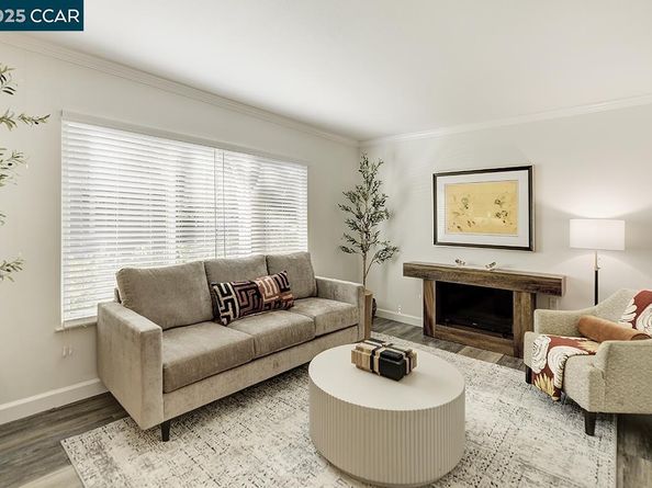 1315 Golden Rain Rd 2, Walnut Creek CA 94595