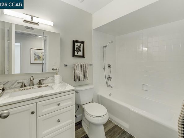 1315 Golden Rain Rd 2, Walnut Creek CA 94595