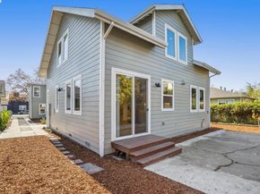 882 61St St, Oakland CA 94608