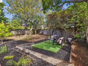 574 Weldon Ave, Oakland CA 94610