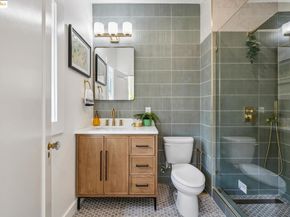 574 Weldon Ave, Oakland CA 94610