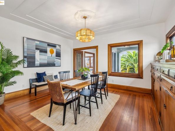 574 Weldon Ave, Oakland CA 94610