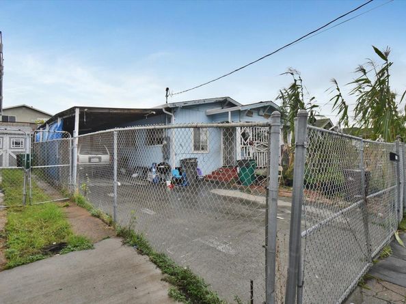 1506 52Nd Ave, Oakland CA 94601