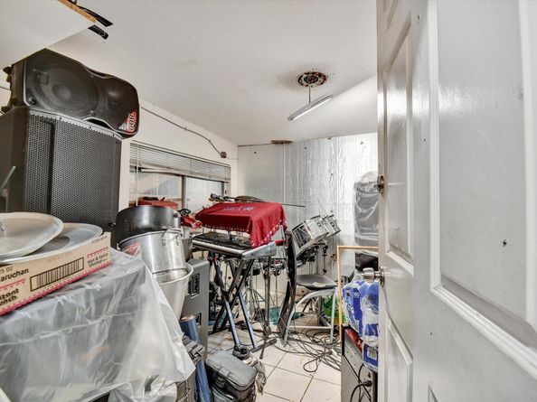 1506 52Nd Ave, Oakland CA 94601