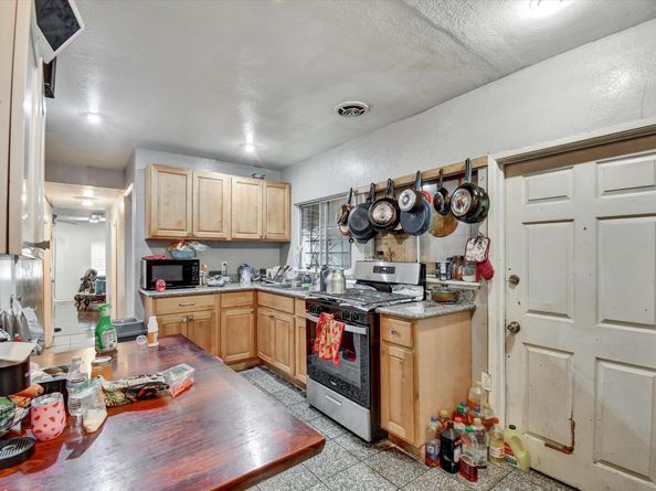 1506 52Nd Ave, Oakland CA 94601