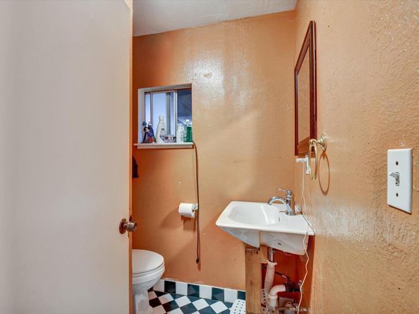 1506 52Nd Ave, Oakland CA 94601