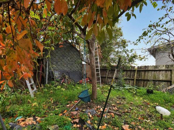 1506 52Nd Ave, Oakland CA 94601