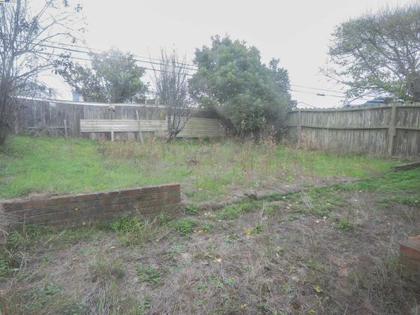 231 Saint Catherine Dr, Daly City CA 94015