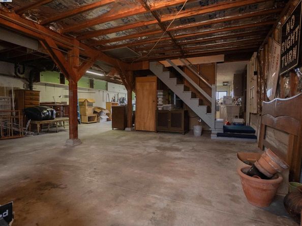 231 Saint Catherine Dr, Daly City CA 94015