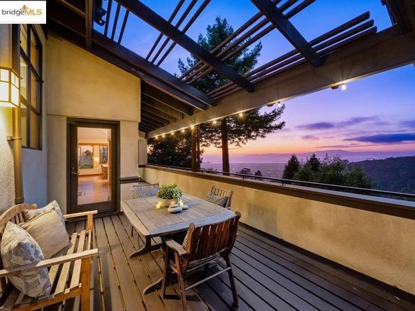 25 Dartmouth Dr, Berkeley CA 94705