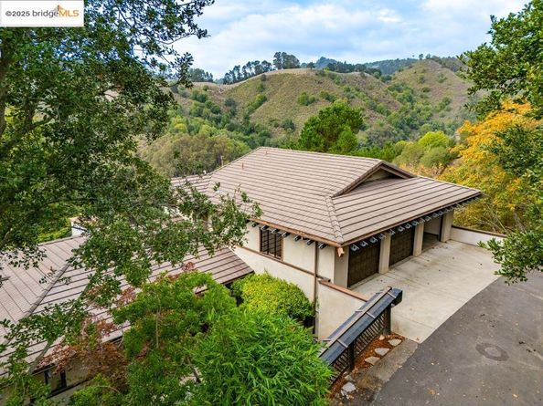 25 Dartmouth Dr, Berkeley CA 94705
