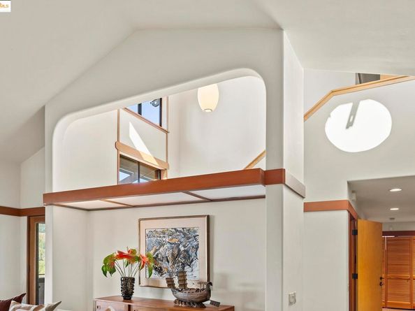 25 Dartmouth Dr, Berkeley CA 94705