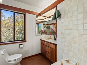 25 Dartmouth Dr, Berkeley CA 94705