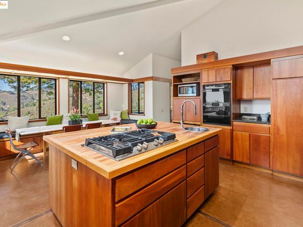 25 Dartmouth Dr, Berkeley CA 94705