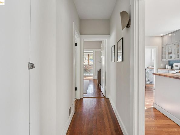 5505 Kales Avenue, Oakland CA 94618