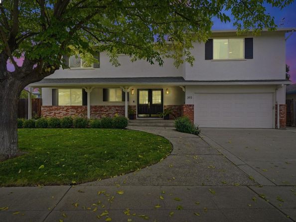 393 Lloyd St, Livermore CA 94550