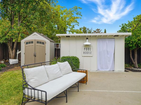 393 Lloyd St, Livermore CA 94550