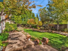 276 Sunnybrae Dr, Martinez CA 94553