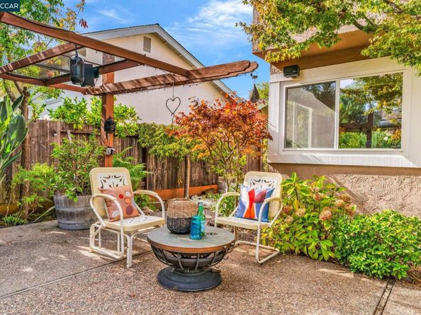 276 Sunnybrae Dr, Martinez CA 94553