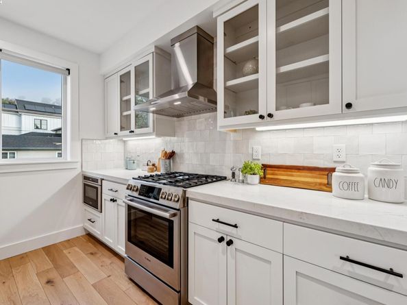 922 Brown Ave, Lafayette CA 94549