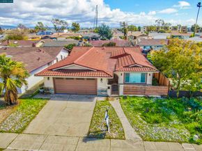 404 Coral Reef Rd, Alameda CA 94501