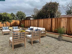404 Coral Reef Rd, Alameda CA 94501