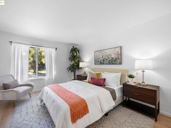 750 Canyon Oaks D, Oakland CA 94605