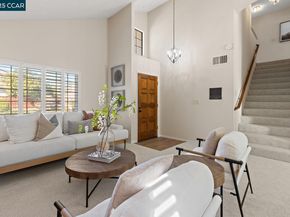 300 Lakehurst Dr, Martinez CA 94553