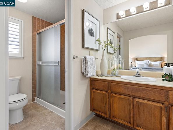 300 Lakehurst Dr, Martinez CA 94553