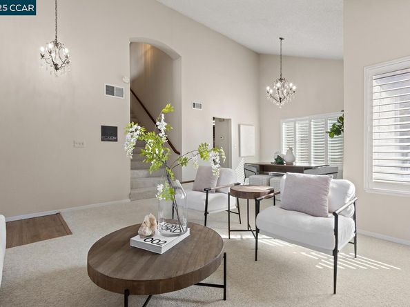 300 Lakehurst Dr, Martinez CA 94553