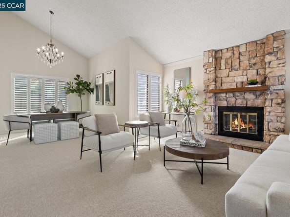 300 Lakehurst Dr, Martinez CA 94553