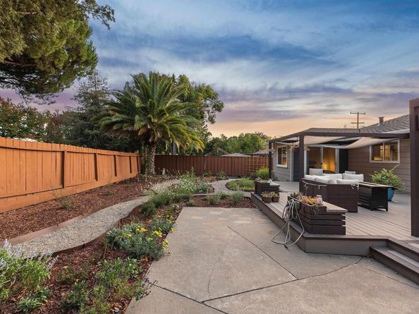 1230 Hale Dr, Concord CA 94518