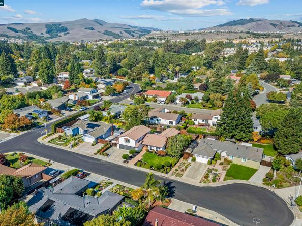 44 Dos Rios Ct, San Ramon CA 94583