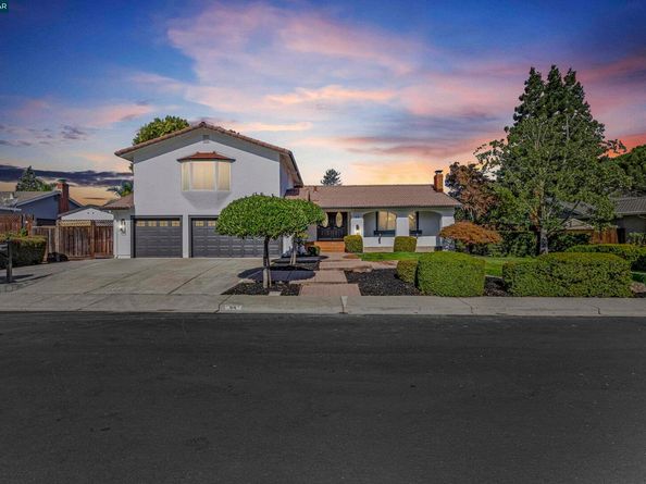 44 Dos Rios Ct, San Ramon CA 94583