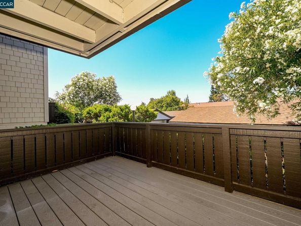 1411 Marchbanks Dr 2, Walnut Creek CA 94598