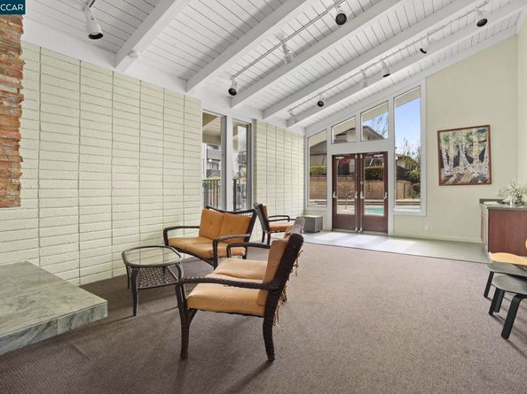 1411 Marchbanks Dr 2, Walnut Creek CA 94598