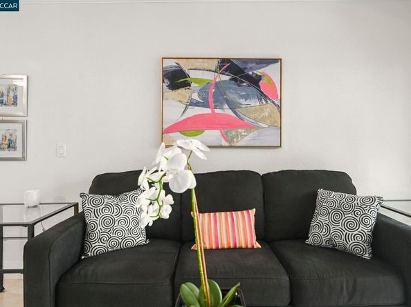 1411 Marchbanks Dr 2, Walnut Creek CA 94598