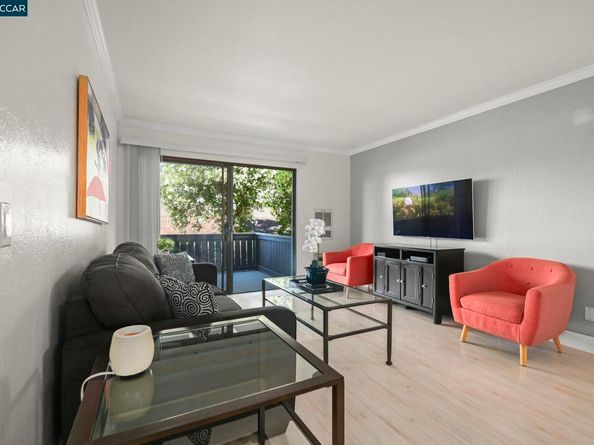 1411 Marchbanks Dr 2, Walnut Creek CA 94598