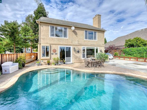 713 Tennyson Dr, Livermore CA 94551