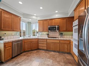 713 Tennyson Dr, Livermore CA 94551